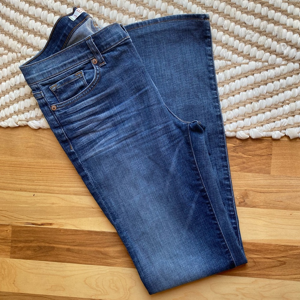 J Brand Slim Boot Jean in Songbird Wash Size 30